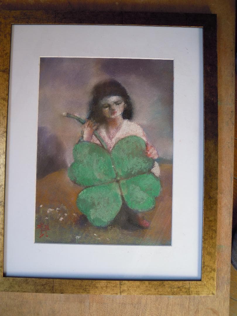 大きな四葉のクローバー