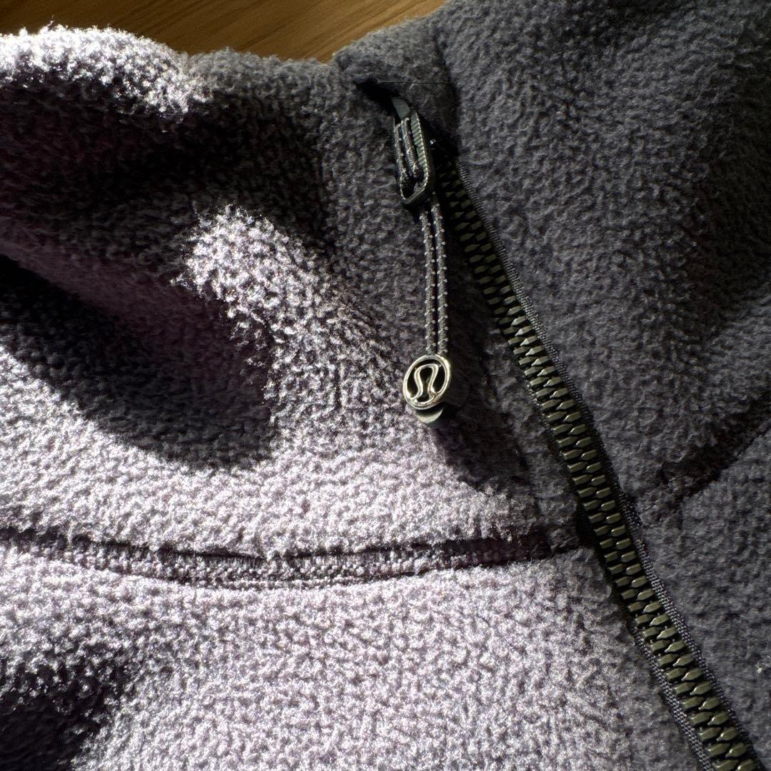 ルルレモン　サイズ2 フリースジャンパー