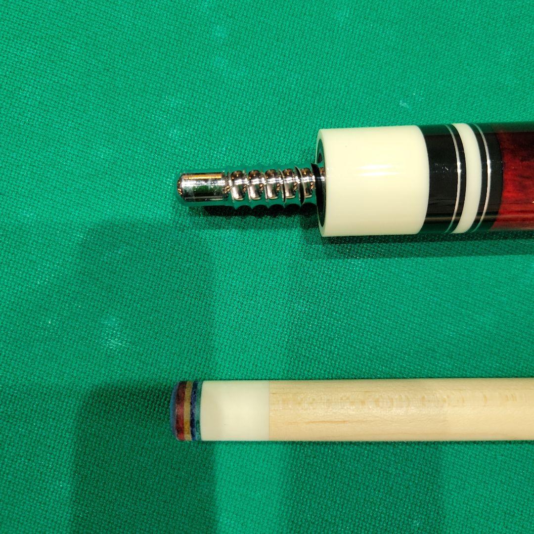 ビリヤードキュー 赤と黒 木製 標準サイズ