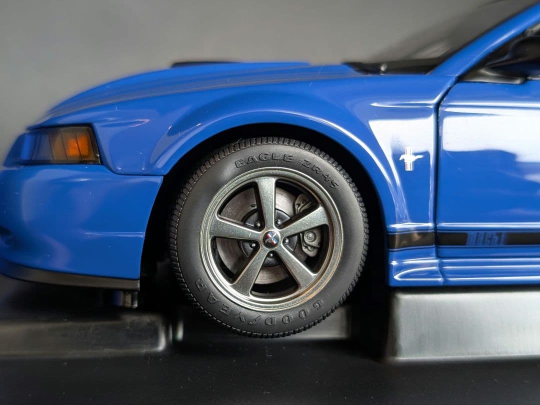 オートアート 1/18 FORD MUSTANG MACH1 '03 Blue