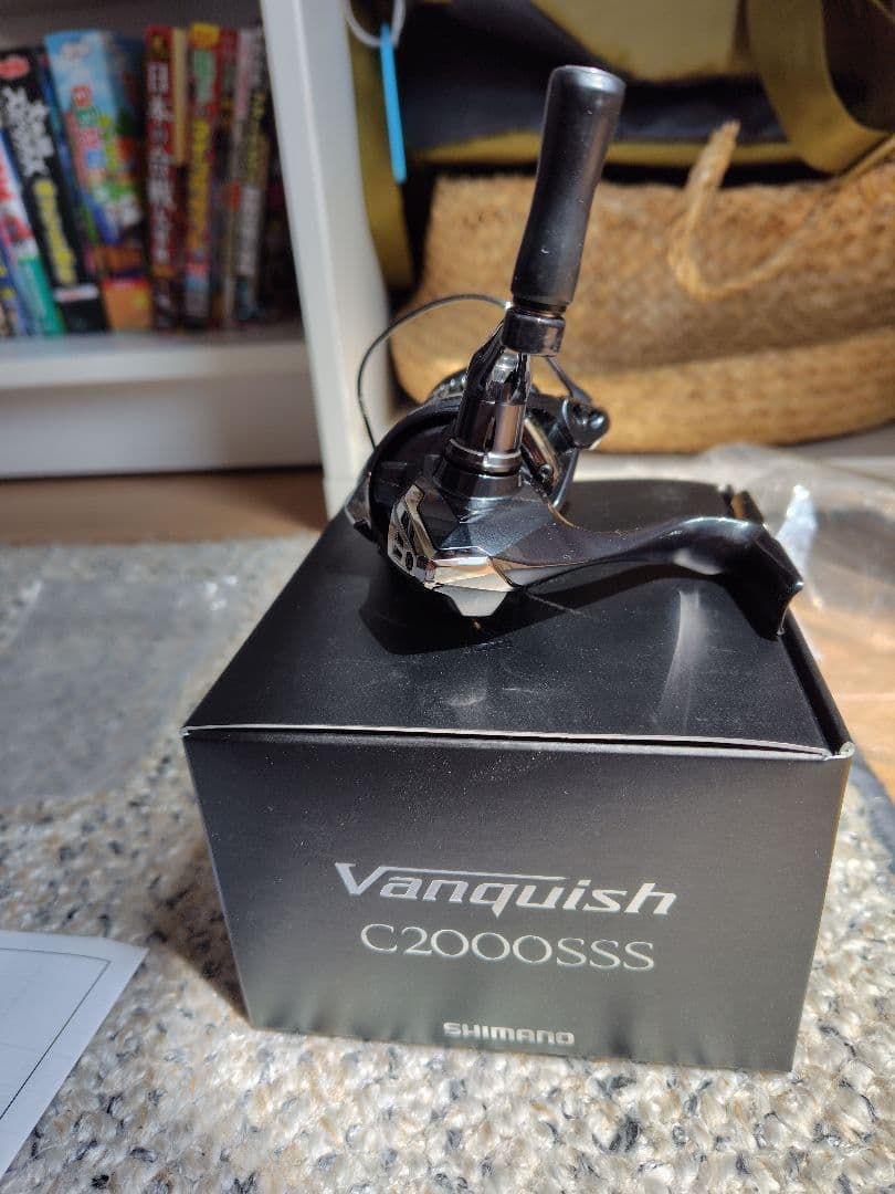 リール 19 SHIMANO Vanquish C2000SSS