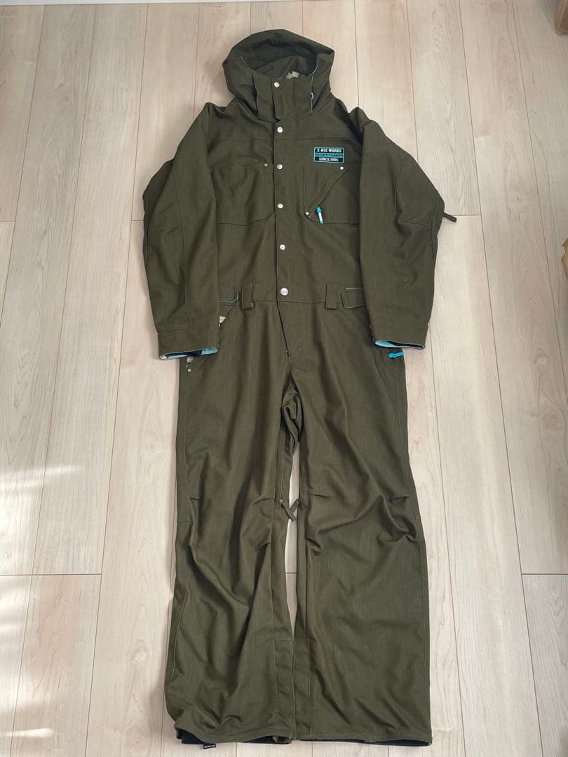 スノーボードウェア Mサイズ オリーブ色