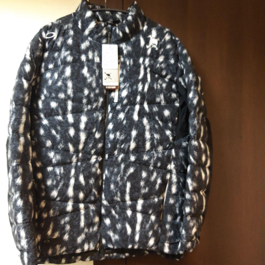 新品　オークリーゴルフ　ダウンジャケット　メンズウエア　定価28600