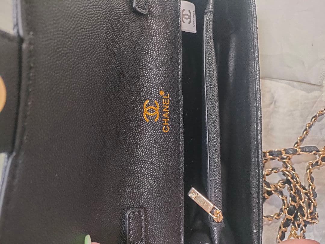 シャネル ショルダーバッグ ゴールド ノベルティ