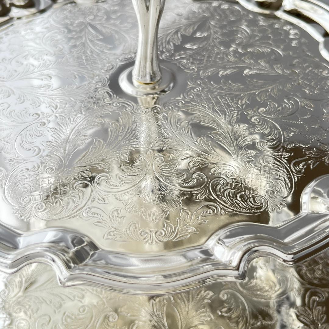 【QUEEN ANNE】 チッペンデールのケーキスタンド 3段