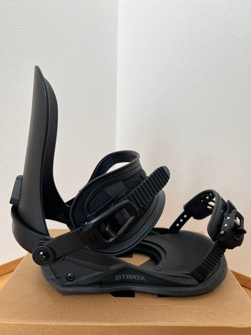 23-24 UNION STRATAビンディング ブラック Mサイズ 送料無料