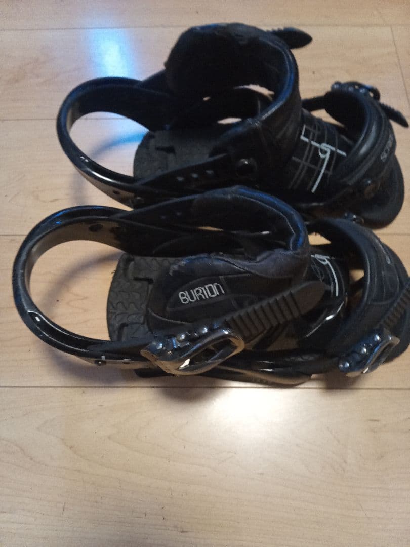 スノーボード　ビンディング　BURTON