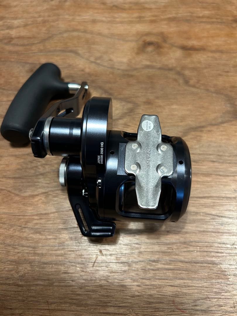 シマノ　オシアジガーLD 2500HG