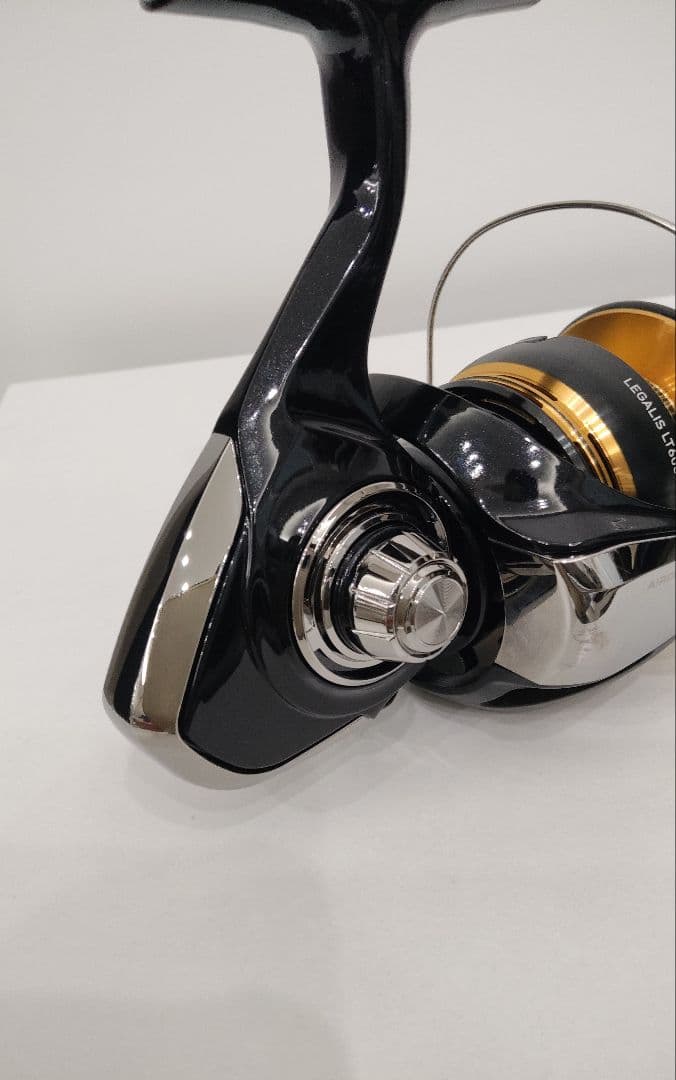 DAIWA ダイワ LEGALIS LT6000D-H リール レガリス