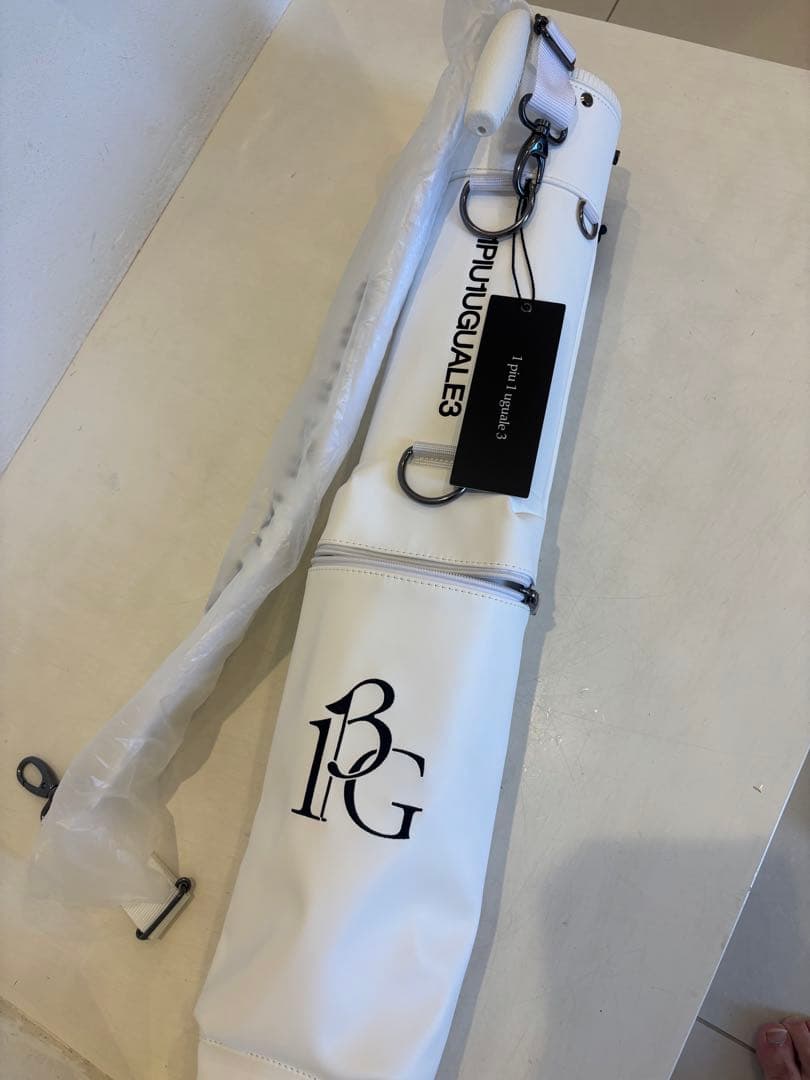 1PUTUGUALE3 ミニキャディバッグ　スタンド式　ホワイト