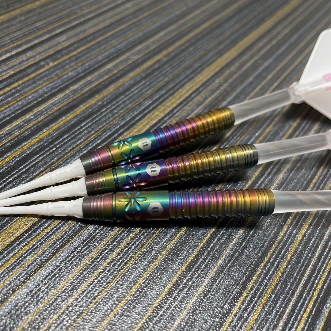 定価17000円 ソフトダーツ ペスカ UL レインボー 林 桃加 プロ