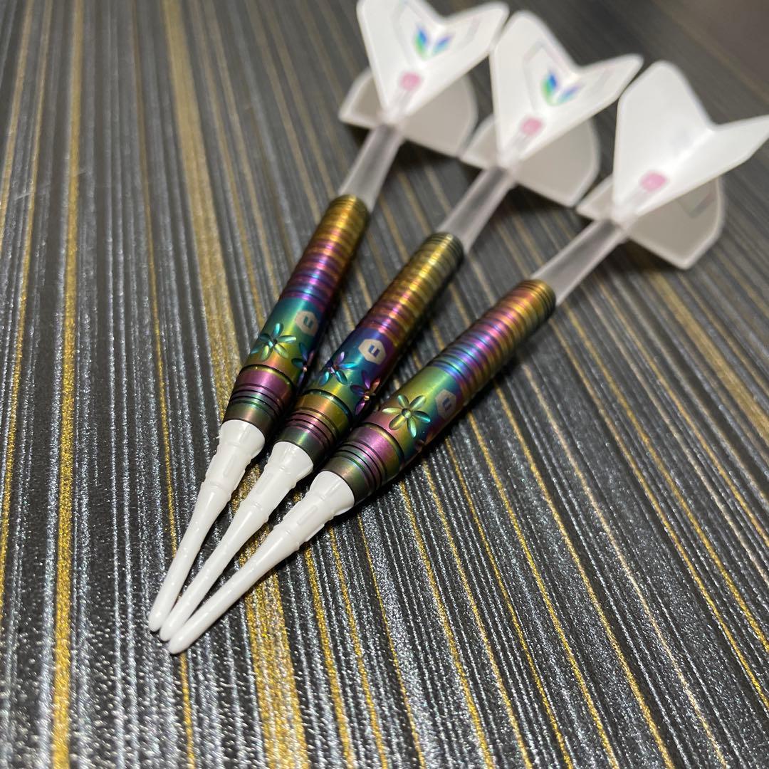 定価17000円 ソフトダーツ ペスカ UL レインボー 林 桃加 プロ