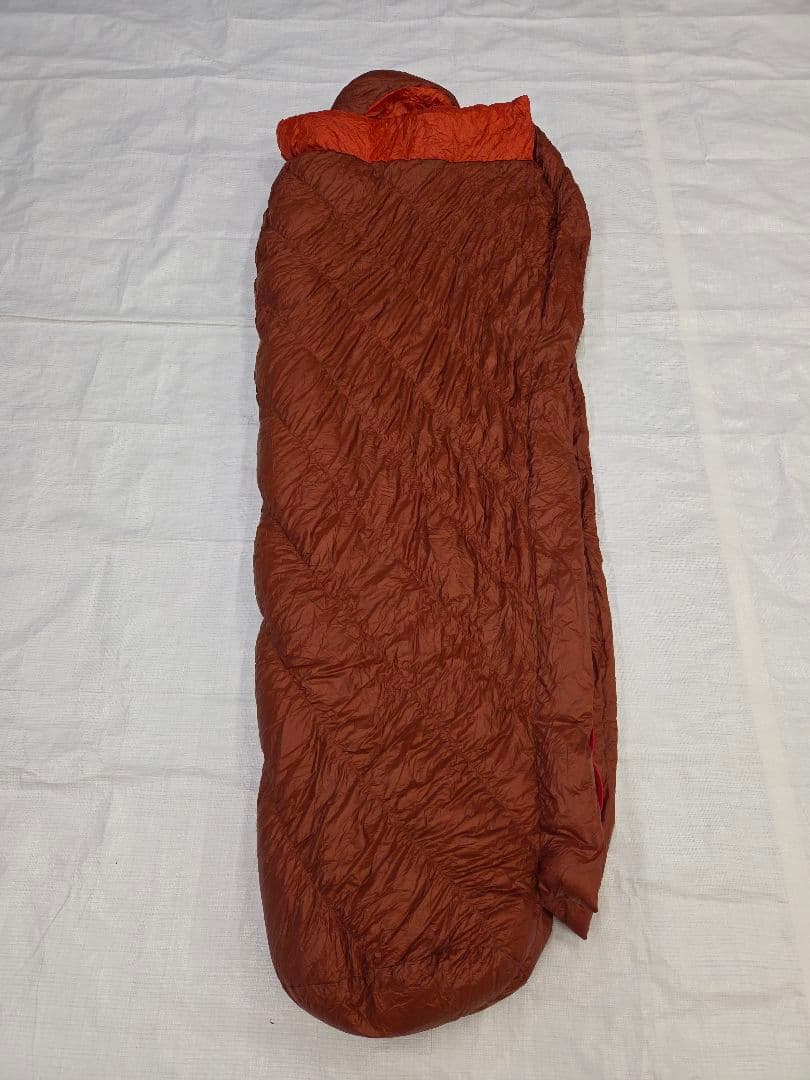 未使用に近い　モンベル ダウンハガー 800 #1 R