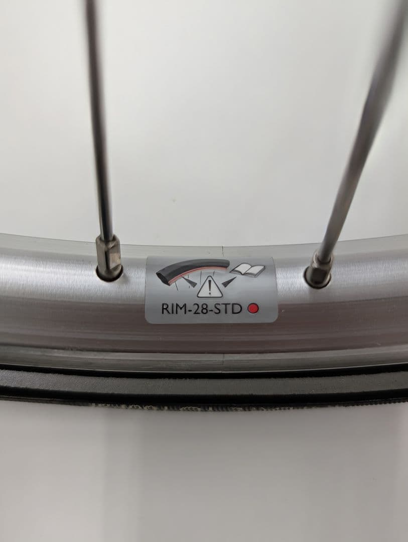 自転車 フロントホイール ブロンプトン 16×1-3/8