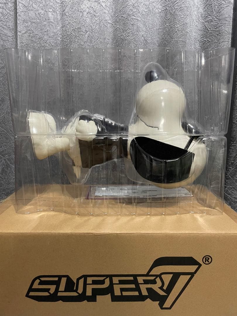 世界100体限定　SUPER7 スヌーピー アトモス　JOECOOL