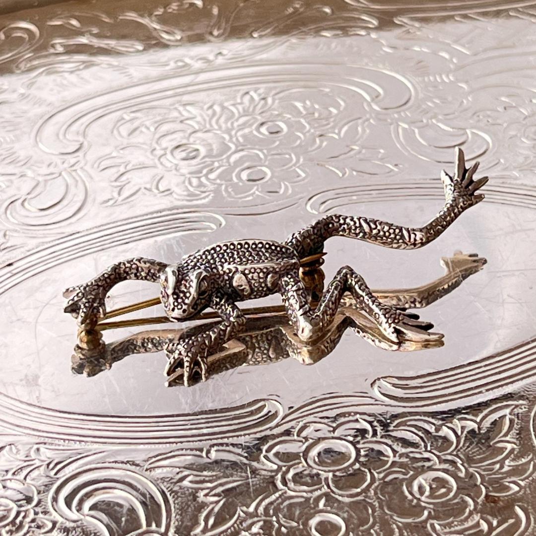 【英国】 【純銀】カエルのブローチ　ピン