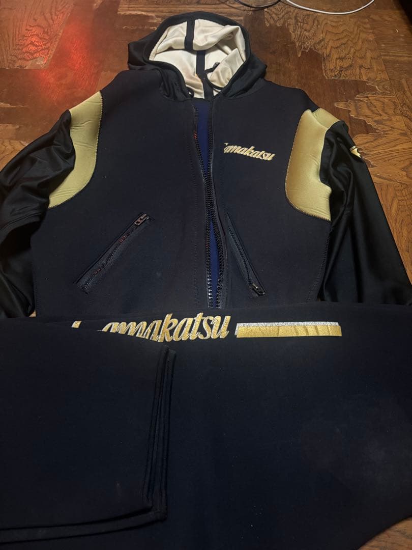 gamakatsu フィッシングスーツ(上下セット) ネイビー/ゴールド