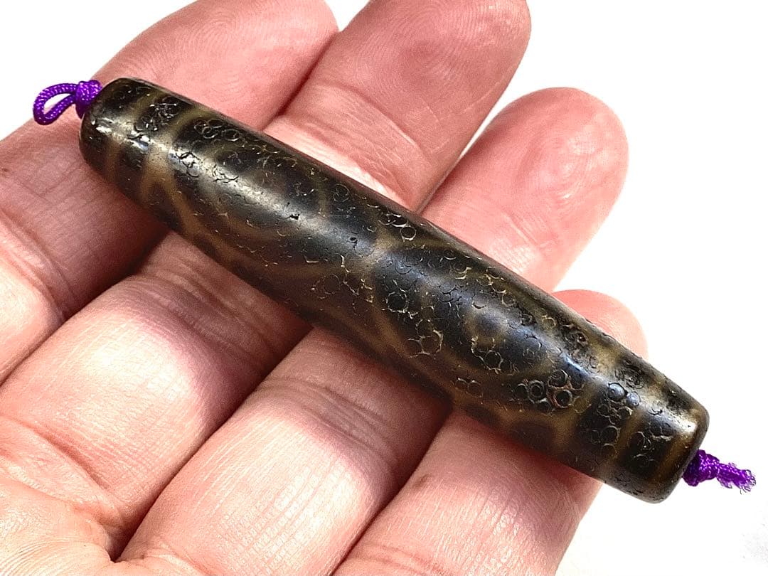 ✳龍眼天珠　極上の馬蹄痕入り　台湾上肯製　50年眠り続けた保管品　ソーティング付