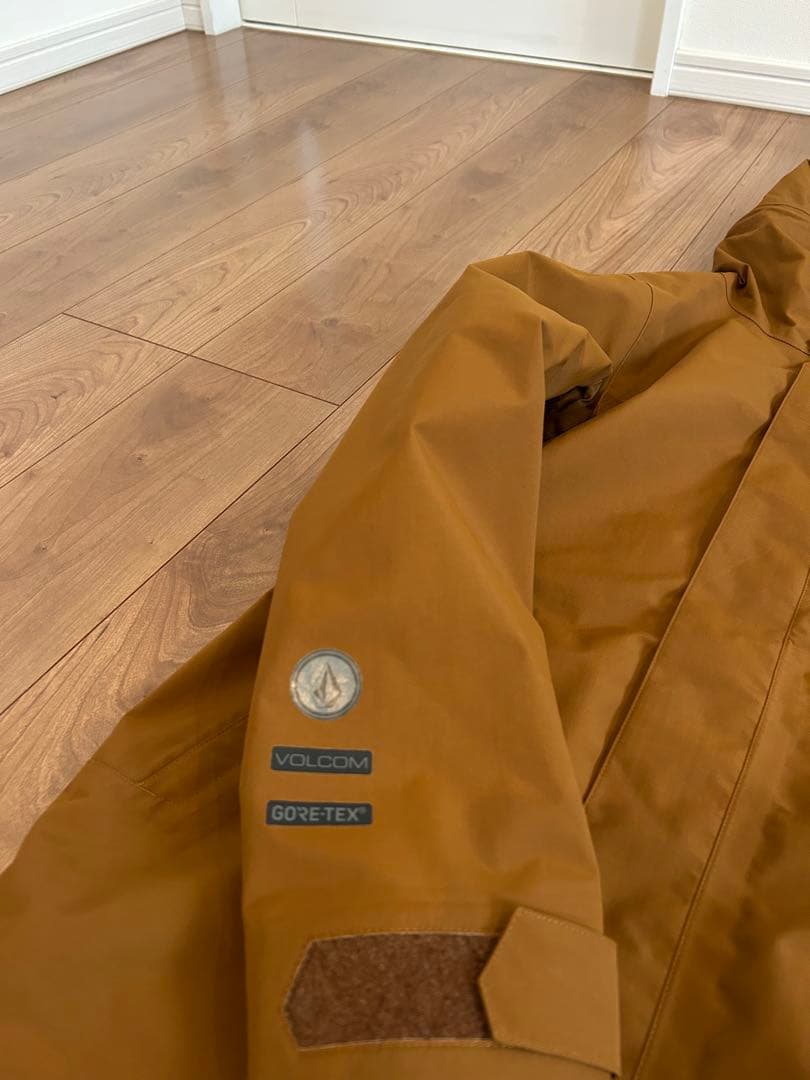 値下げ！　volcom gore-tex レディース　ジャケット　美品　Sサイズ
