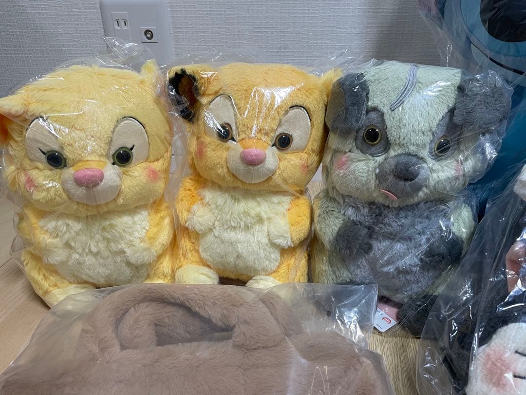 ★新品未開封★ディズニーキャラクター豪華9点セット‼︎ぬいぐるみ カプセルトイなど