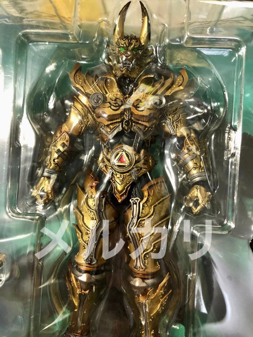 魔戒可動 黄金騎士ガロ　冴島鋼牙 GARO フィギュア　特撮　パチンコ
