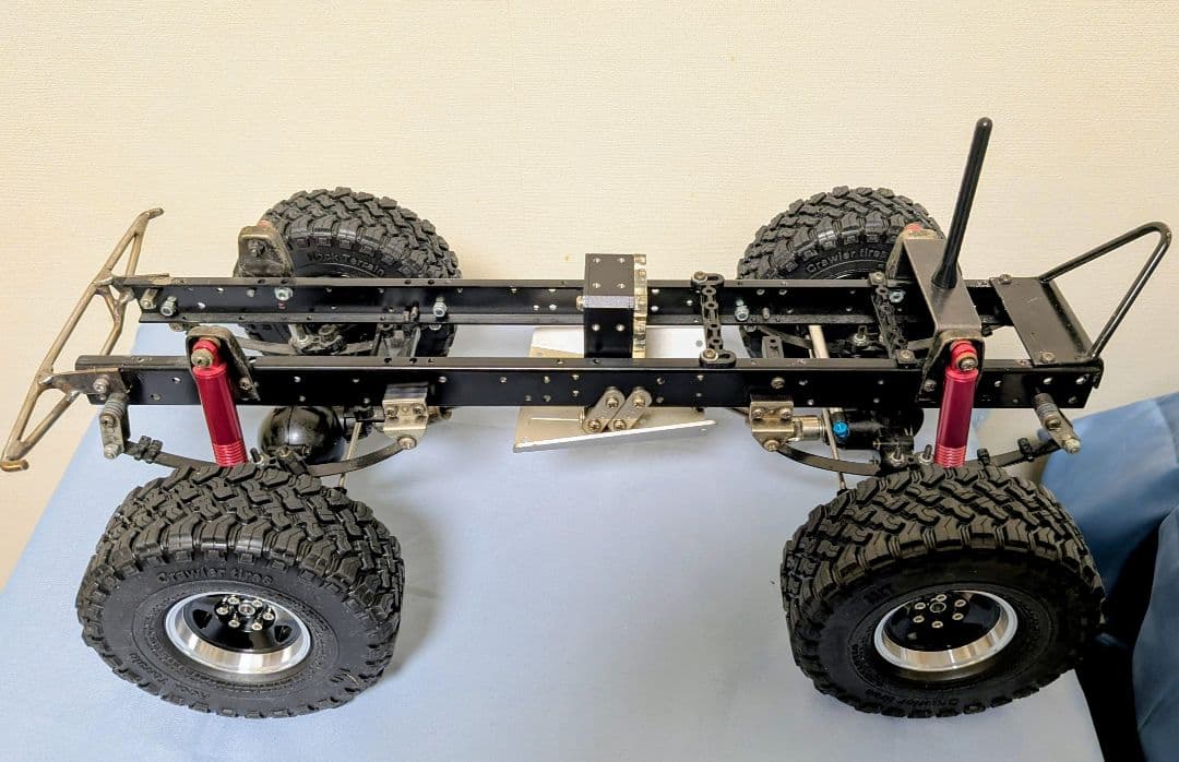 あ*ん様 製作途中 FJ40クローラー タミヤシャシー メカレス