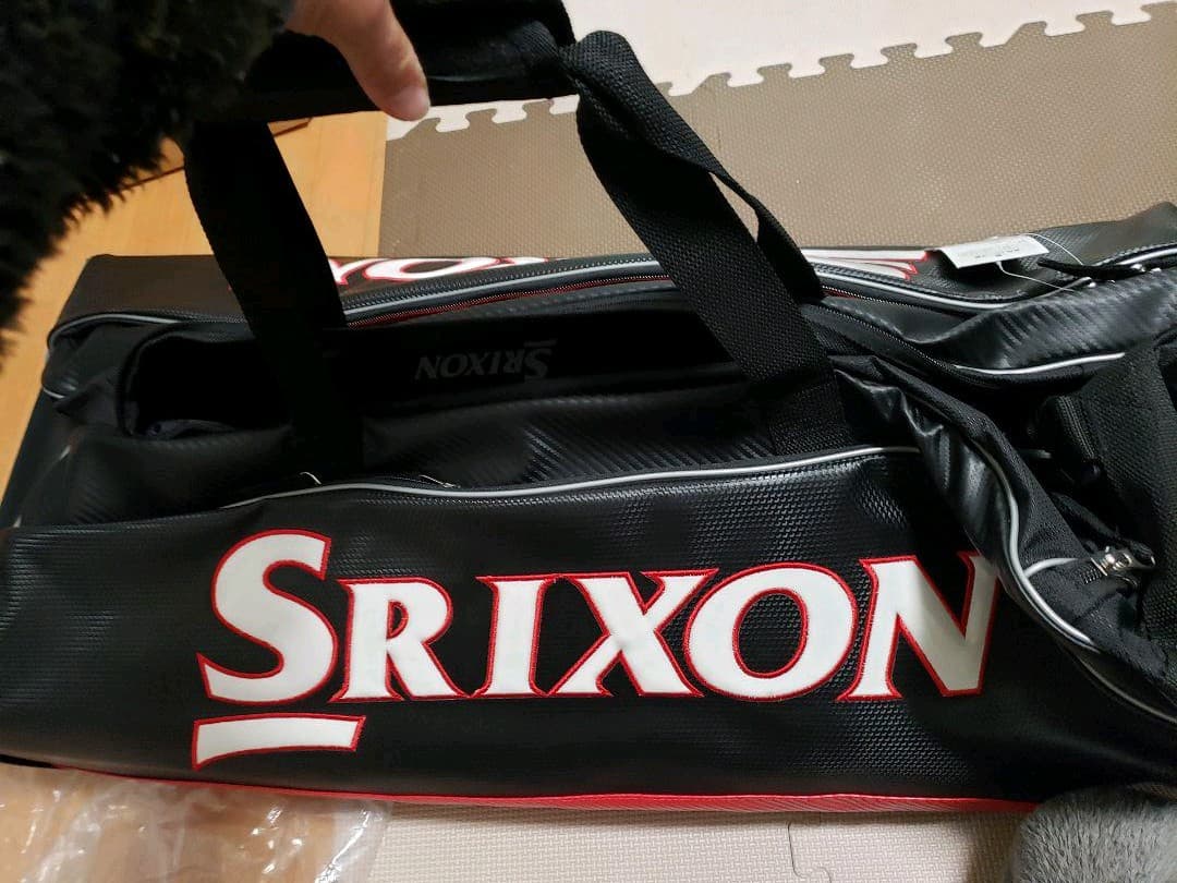 スリクソンツアーバック定価税込約20000円　　　　　　　　　実