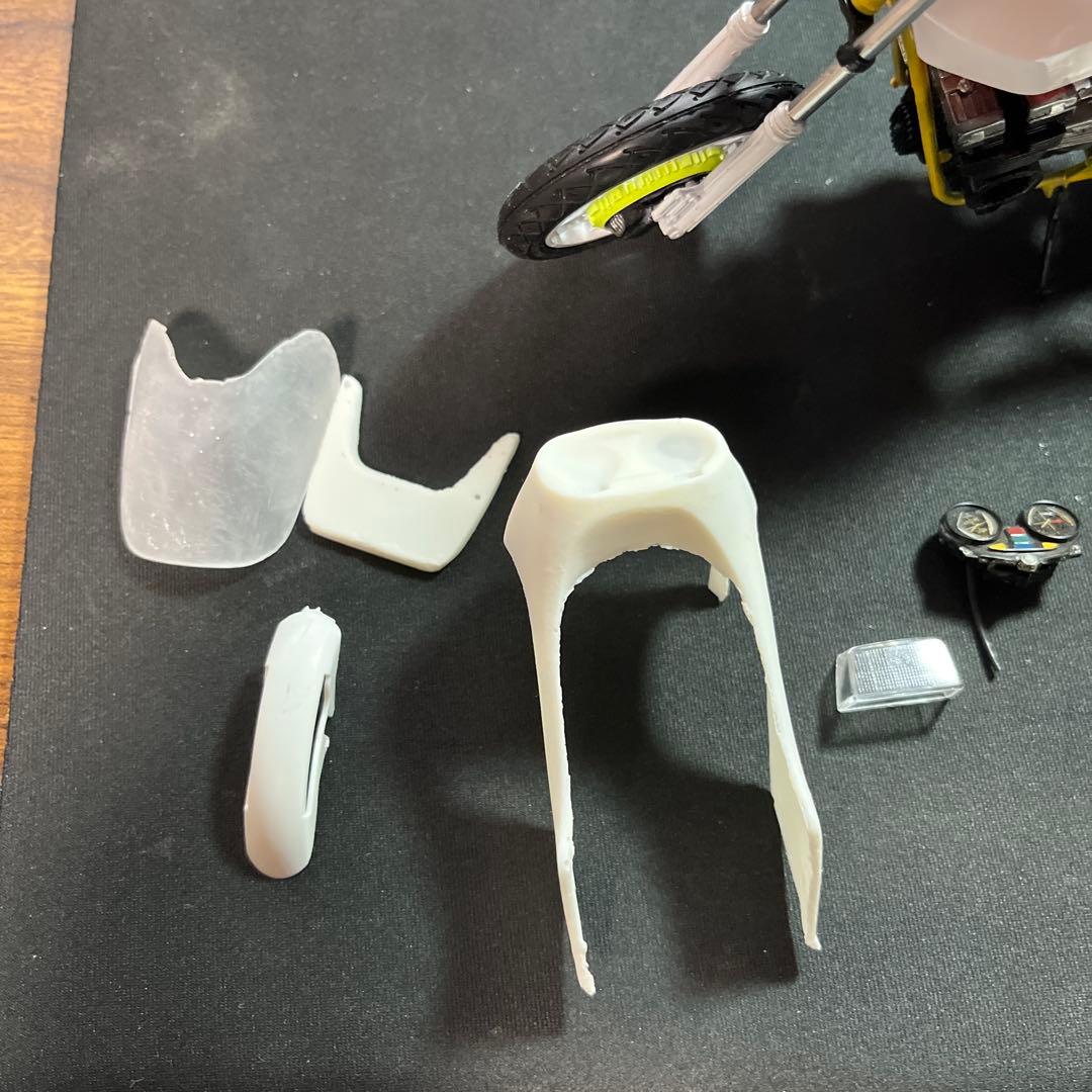 バイク プラモ 1/12 アオシマ レジン ジャンク CBX400F