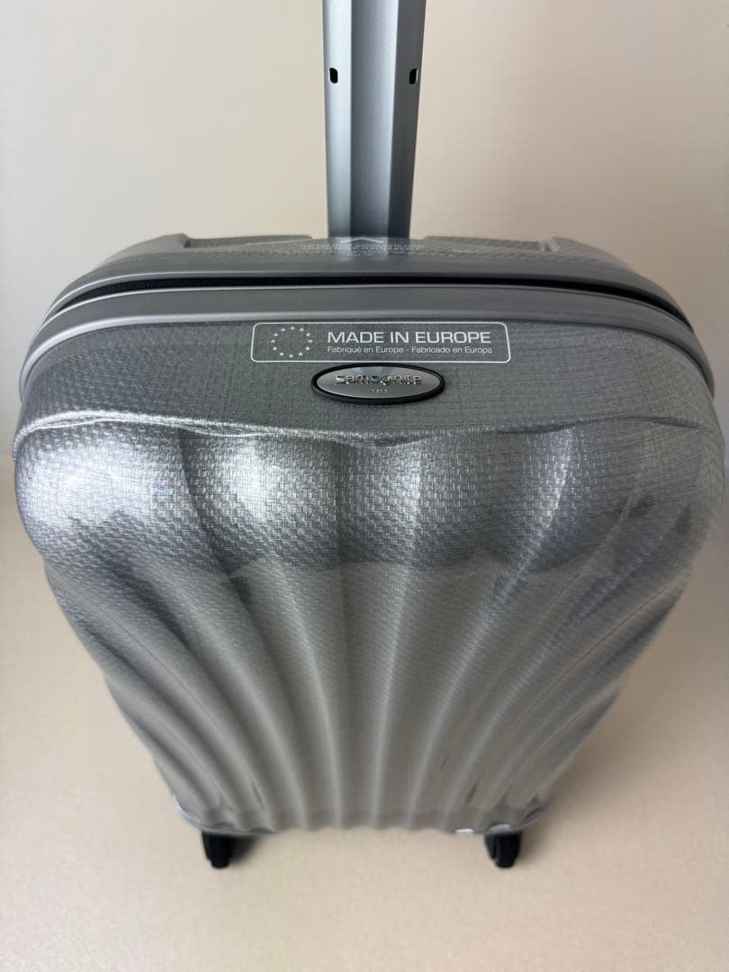 Samsonite コスモライト　シルバー キャリーケース　機内持ち込可能サイズ