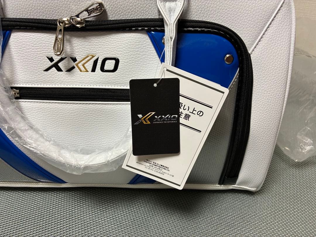 【ゼクシオ】XXIO 新品未使用 ゴルフ　ボストンバック ショルダー付き