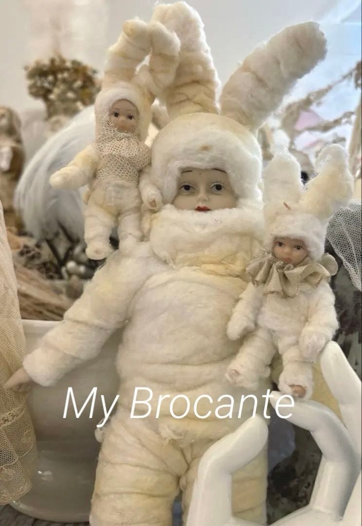 アンティーク雑貨 Handmade Cotton Bunny Dolls.
