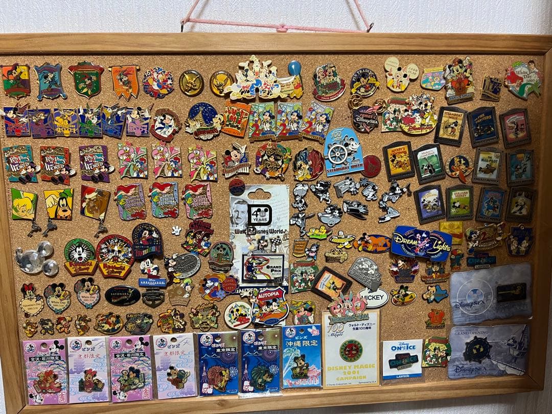 ディズニー ピンバッジコレクション