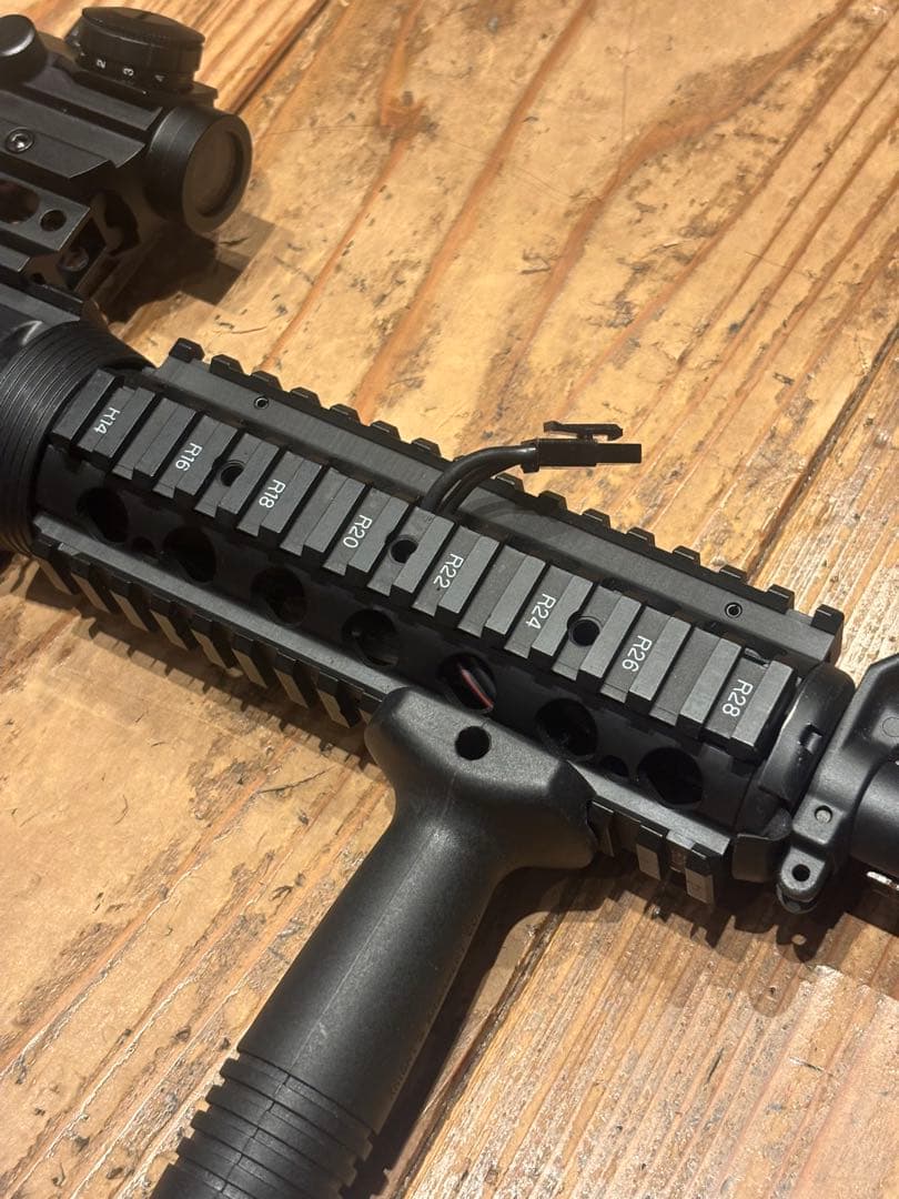 【最終値下げ】【付属品多々】東京マルイ 次世代電動ガン M4A1 外装カスタム