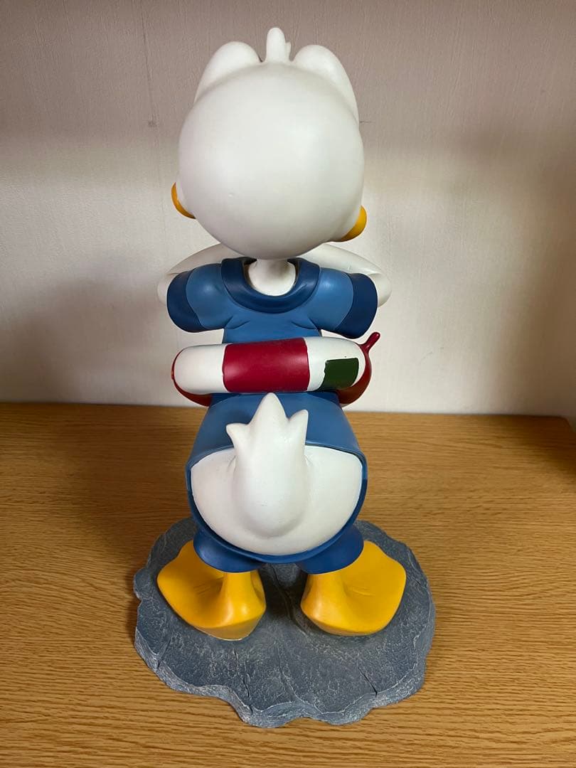 ドナルドダック　スタチュー　ビックフィギュア