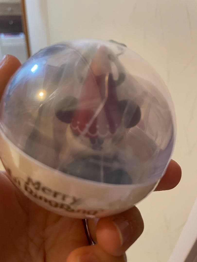 リルリンリン　クリスマスカプセルトイ未開封4個セット白✖︎赤✖︎緑2