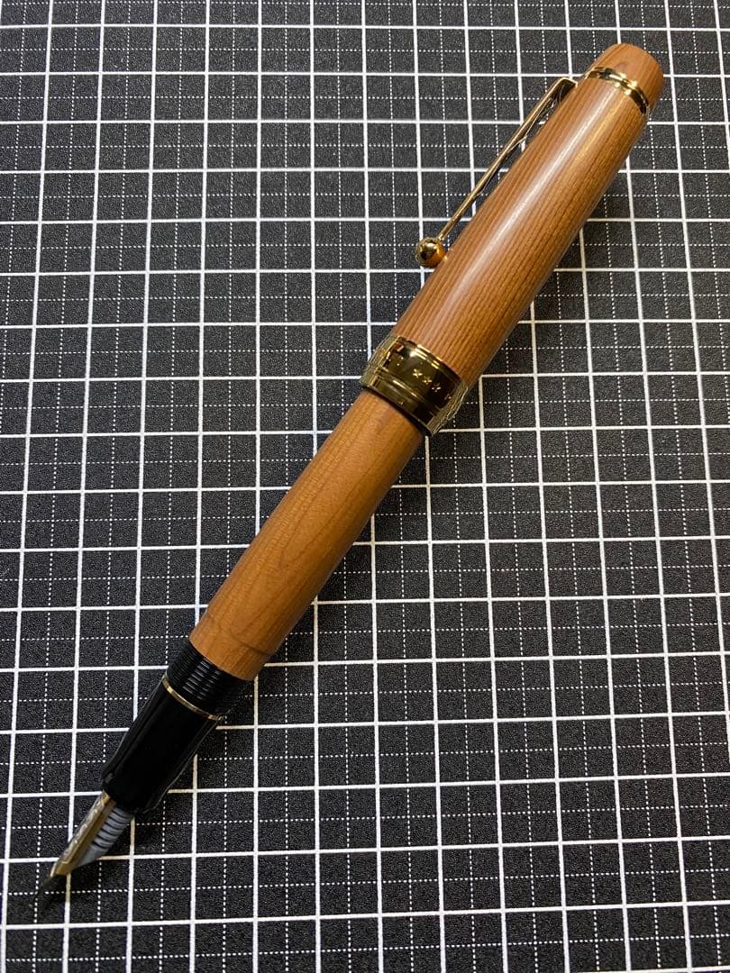 PILOT CUSTOM 一位の木　万年筆　字幅F