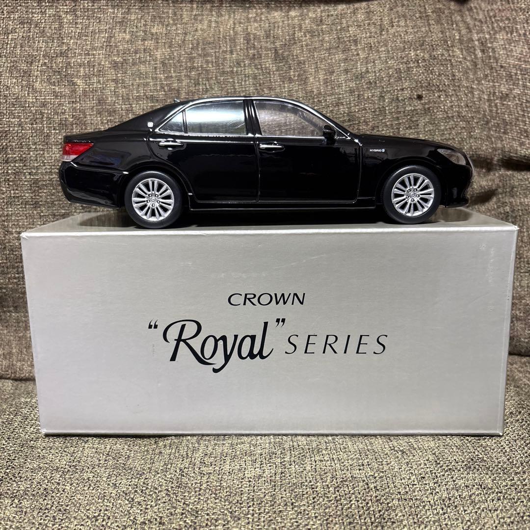 1/30 トヨタ クラウン ロイヤルサルーン カラーサンプル 非売品