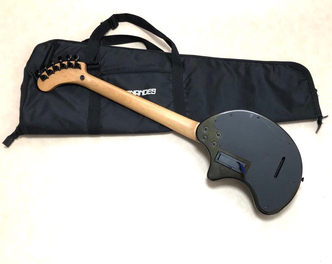 最終値下！【美品】ZO-3 芸達者 MB アンプ内蔵ミニギター 専用ケース付