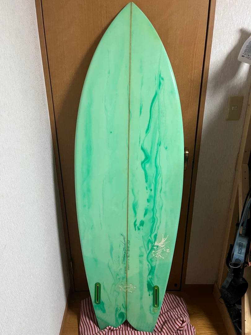 サーフボード　ツイン　フィッシュ　5.8 201/2 23/8 twin