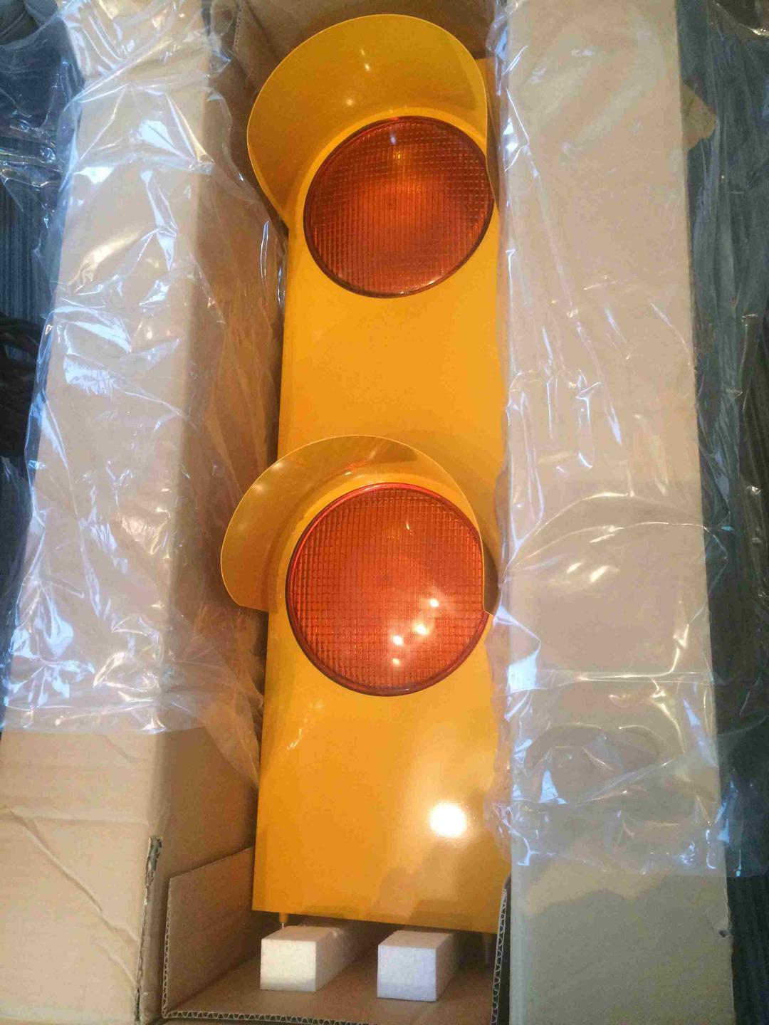 ブリンカーライト（障害物表示灯）