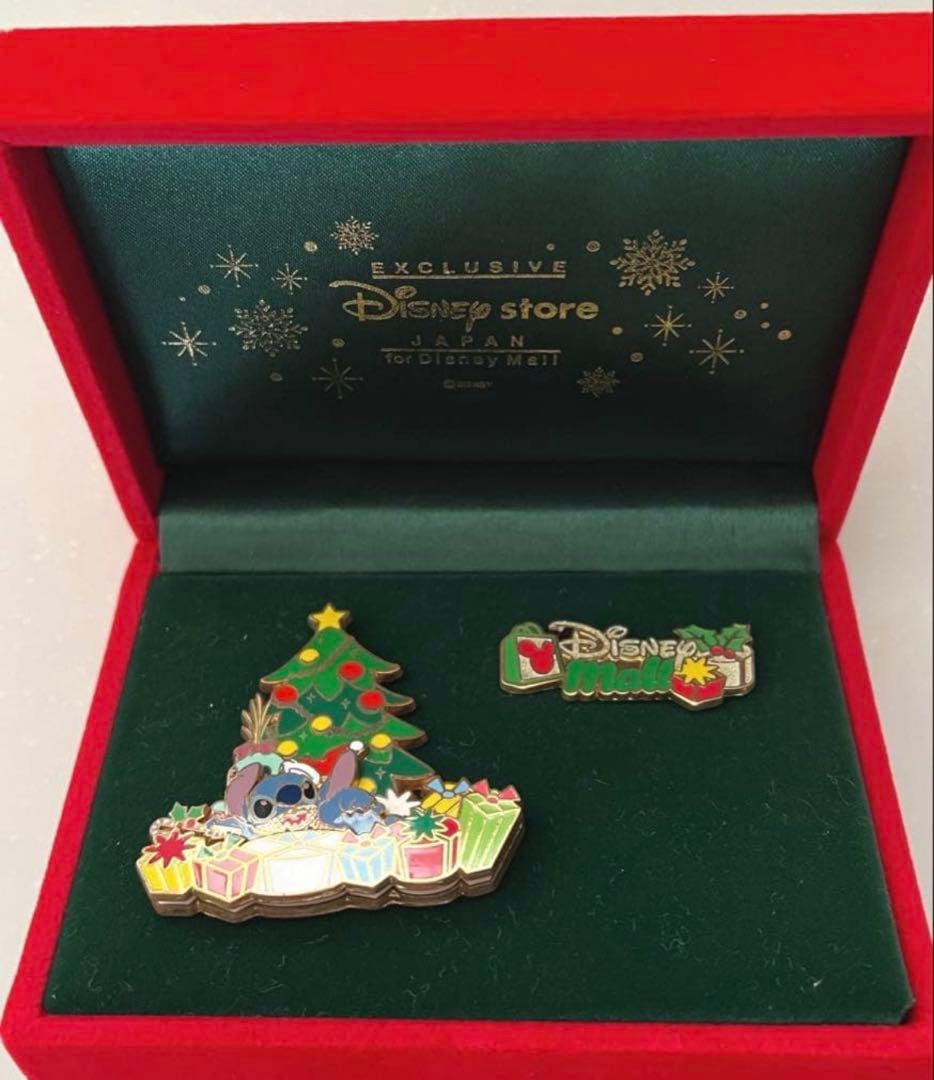 【限定300】スティッチ クリスマス ピンバッジ Disney Store 箱付