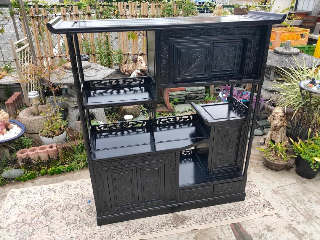 (送料設置込み) 高級茶棚☆飾り棚 ☆茶箪笥☆唐木☆収納棚☆透かし彫り☆無垢