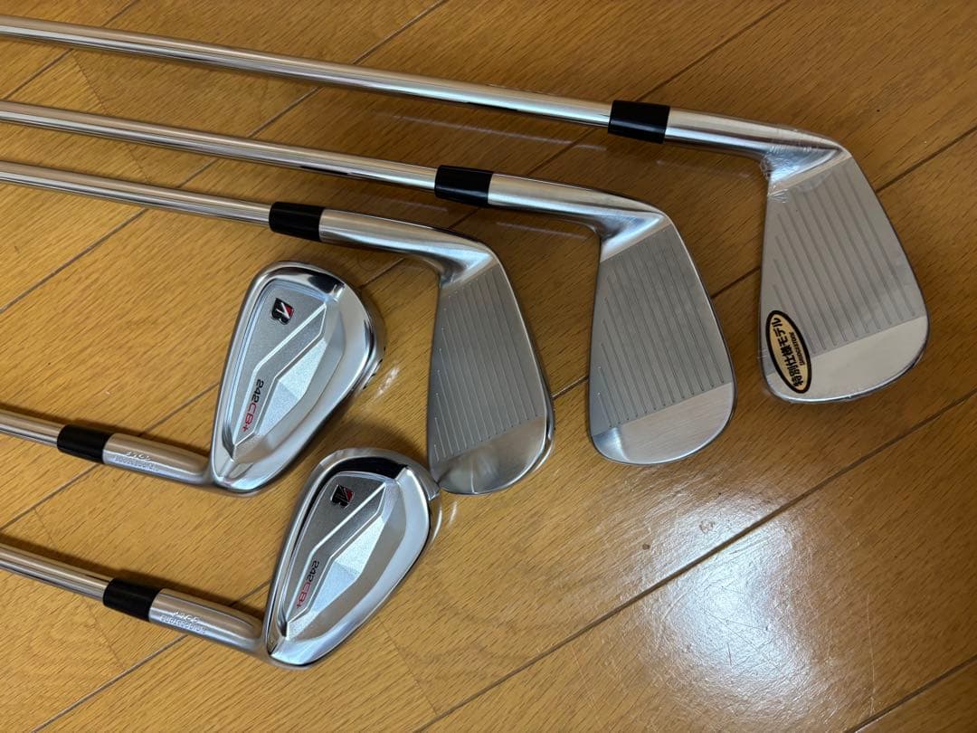 ブリヂストン　242CB+アイアン　6〜P 5本