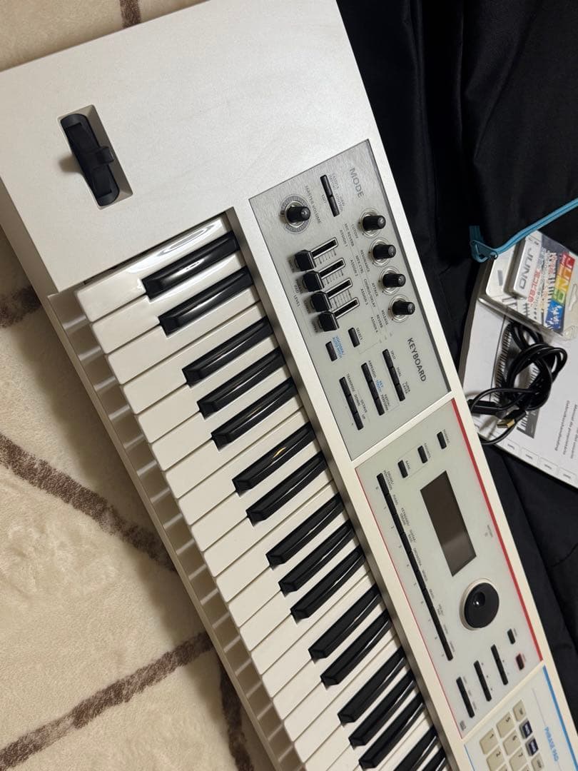 Roland JUNO-DS シンセサイザー