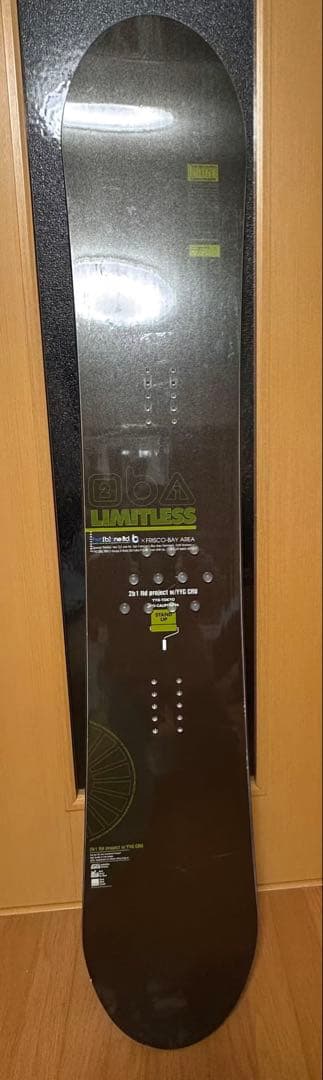 LIMITLESS スノーボード 2b1 ltd 160cm