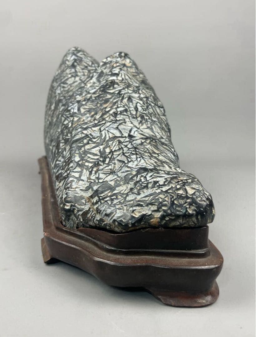 希少 蛇紋石 笹目石 鑑賞石 竹葉石 水石 自然石 天然石 パワーストーン 鉱石