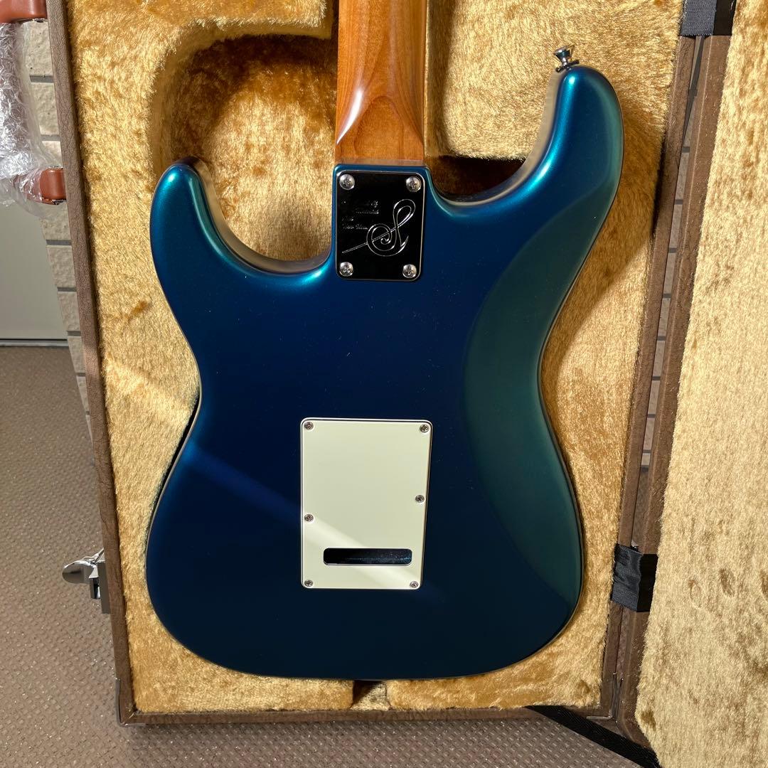 るいハカランダ Sago New Material Guitars