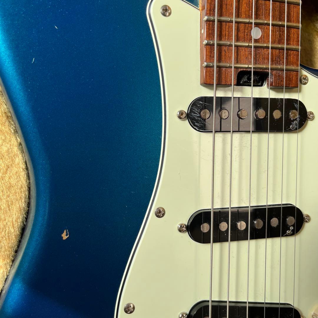 るいハカランダ Sago New Material Guitars