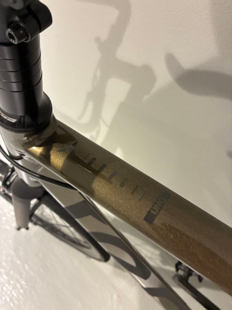 tern ターン SURGE UNO サージュ ウノ 都内直接　新宿区