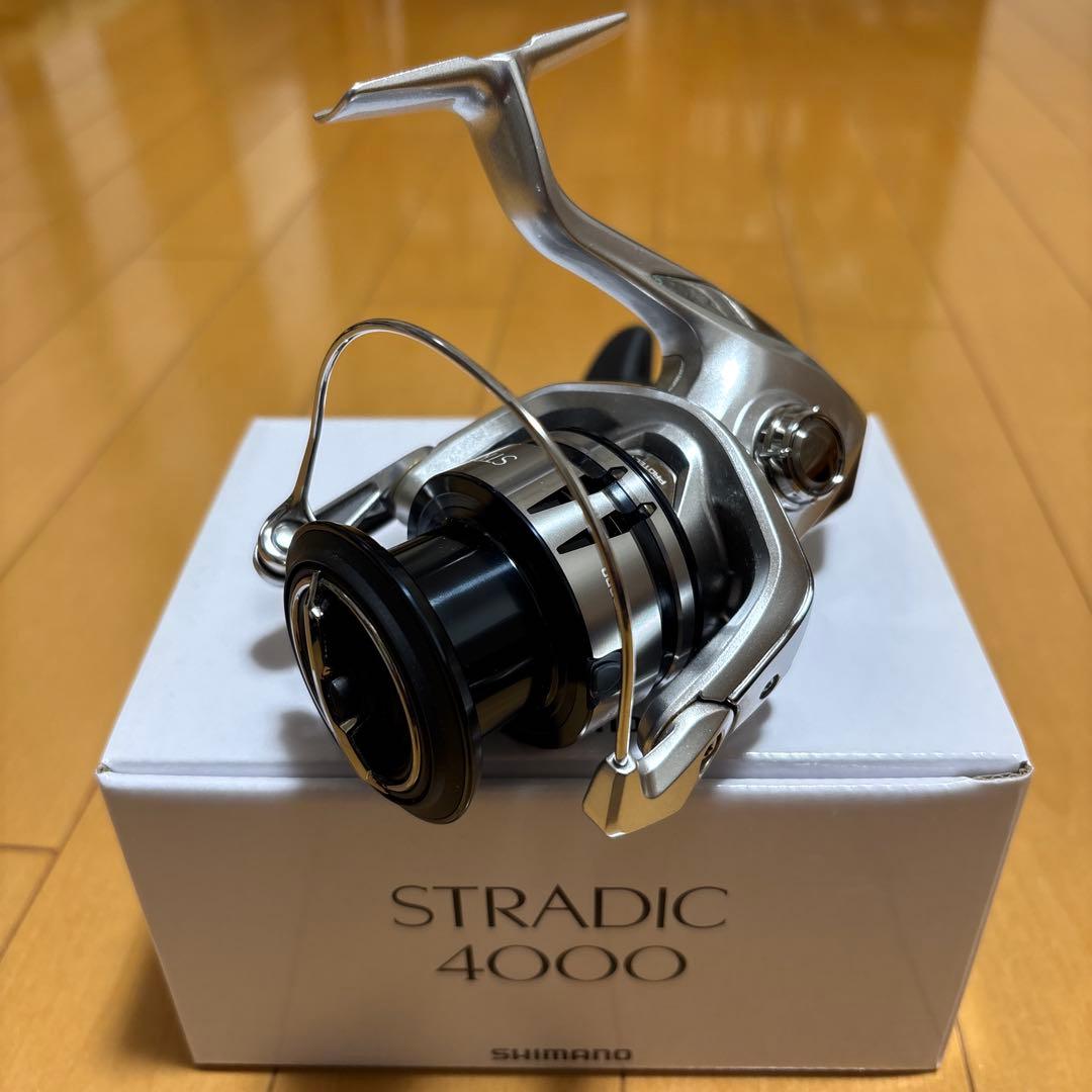 SHIMANO STRADIC 4000 スピニングリール
